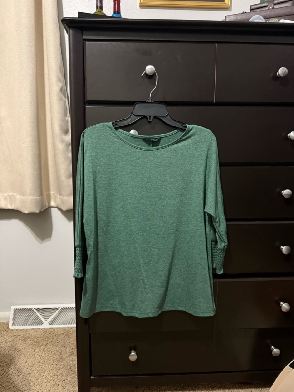 Classic Women's Green 3/4 Sleeve Top
